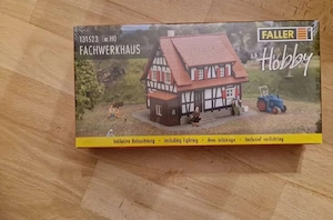 Faller Fachwerkhaus 131523 H 0