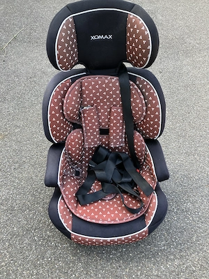 Xomax Auto Kindersitz Neuwertig, wächst mit, 9-36 kg