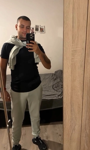 M22 sucht Frau oder Paar für gemeinsame Erlebnisse 