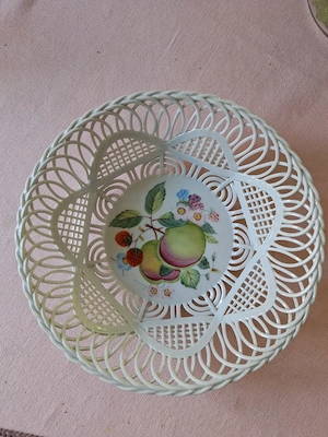Heinrich Villeroy & Boch, Serie Madrid, Durchbruchschale 21 cm