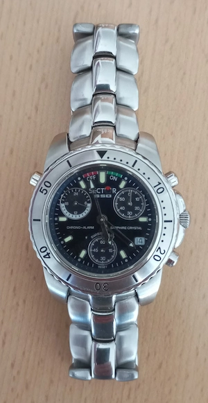 Sector No Limits "Date   Quartz" Chronograph