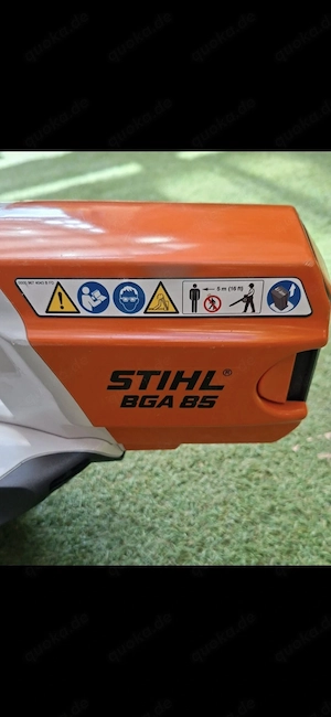 Stihl Laubbläser BGA 85 + Akku + Ladegerät 