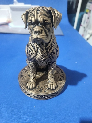 Hunde-Figur aus dem 3D-Drucker   Handbemalt in Gold   15 cm