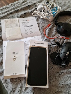 Smartphone Galaxy A54 5G, Tablet Tab S6 Lite