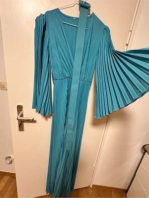 langes Kleid