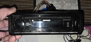 Zu verkaufen Autoradio kenwood mit USB und Bluetooth und CD 