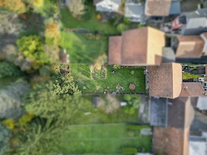Grundstück Garten mit Scheune