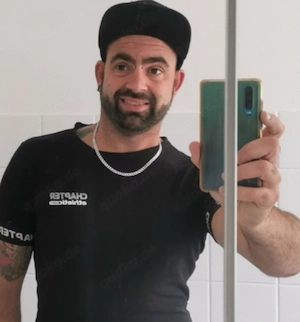 Suche Frau für Spaß und mal sehen auch für mehr
