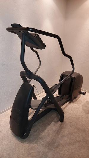 Profi-Crosstrainer (Ellipsentrainer) Precor EFX 546