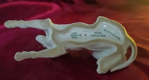 Karl Ens Volkstedt Porzellanfigur Windhund Barsoi liegend   Handgemalt, Top-Zustand!