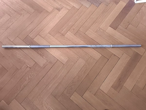 Langhantelstange mit glatten Aufnahmen   ohne Verschlüsse