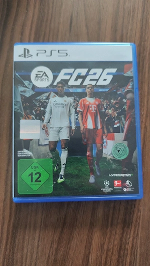 verkaufe ein Playstadion 5. Spiel fussball nur abholen kein Versand 