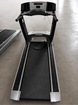 2x Laufband Nautilus T916