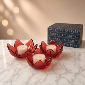 PartyLite Teelichthalter Rote Blume, Stapenbar P92509 NEU OVP