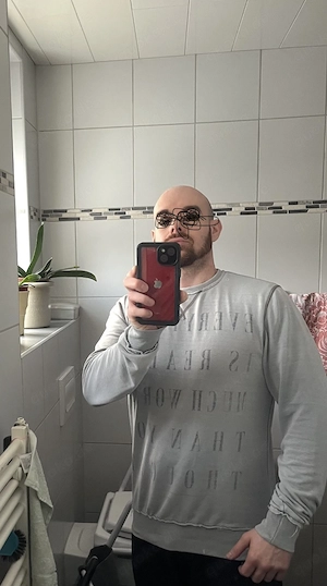 Paar wird Gesucht zum Rummachen (kein Bi).