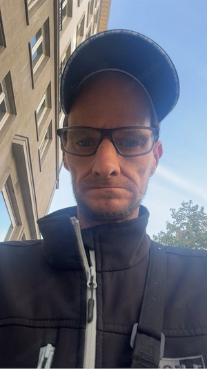 Netter Mann sucht Frau 