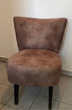 Schöner Brauner Sessel