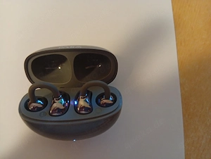 Zu Verkaufen, Ein paar Bluetooth Kopfhörer.