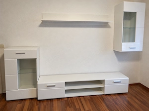 Weiße, moderne Wohnwand   4-teiliges Set mit Glaselementen