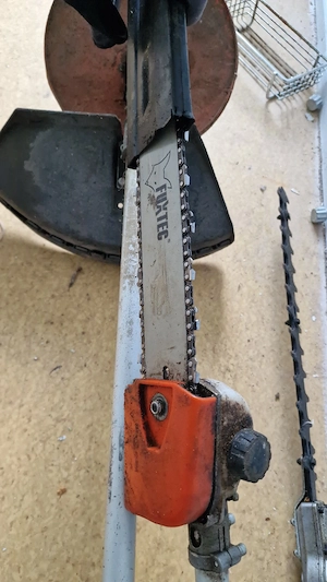 FUXTEC Multifunktionales Gartengerät 4-1