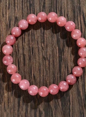 Wunderschönes Erdbeerquarz Armband   Facettierte rosa Naturstein-Perlen   Elastisch