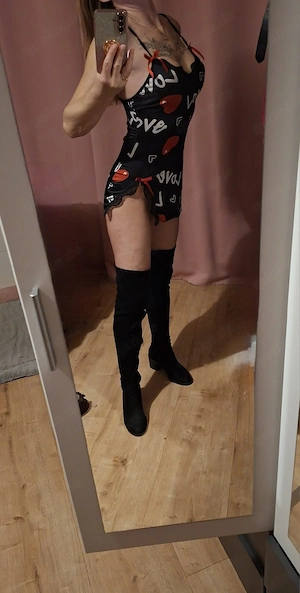 Erfahrene Lady verwöhnt dich