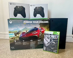 Xbox Series X mit 3 Controllern und einer Disc. Call of Duty Black Ops 2