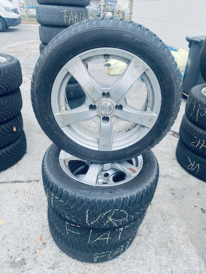 4x Winter Kompletträder 185 55 R15 82H FALKEN auf Alu - z.B. Fabia