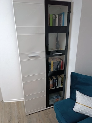 Schrank sehr gut erhalten 