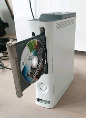 Xbox 360 Falcon weiss Controller Netzteil 60GB Aurora