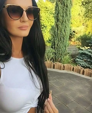 Bitte lesen keine jungen Herren und keine Anrufe nach 18 Uhr