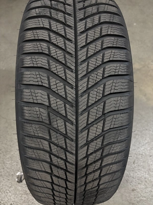 Neue Hankook Winterreifen 225 55 R 18