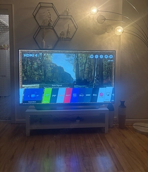 LG OLED 65 Zoll 4K Smart TV   Sehr guter Zustand