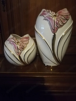 Elegantes Formano Vasen-Set (2-teilig)   Weiß mit Blüten & Golddekor, Top-Zustand