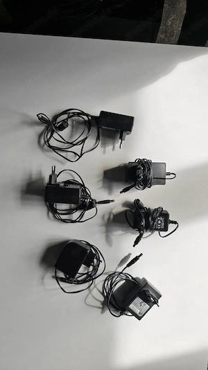 6 x Netzteil 12V 2A Hohlstecker Steckernetzteil Konvolut