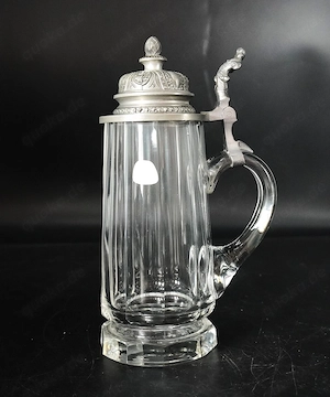 Gläserner Bierkrug (0,5 l) mit Zinndeckel, Alfred Taube GmbH, Vohenstrauss