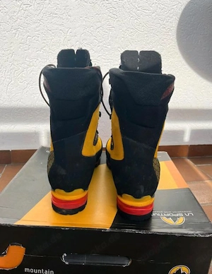 La Sportiva Nepal Cube GTX