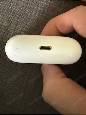 Apple AirPods (zu verschenken)