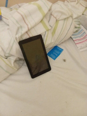 ich verkaufe ein kleines Tablet