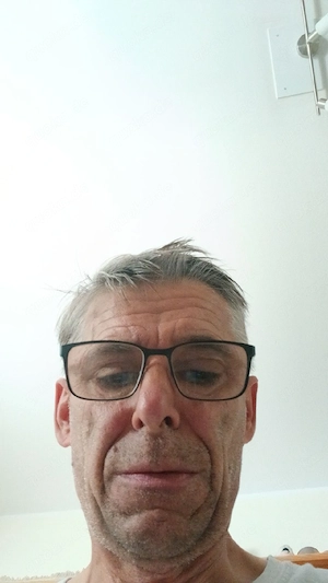 er sucht sie 