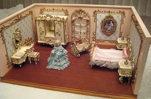 wunderschöne, klassische Puppenstube