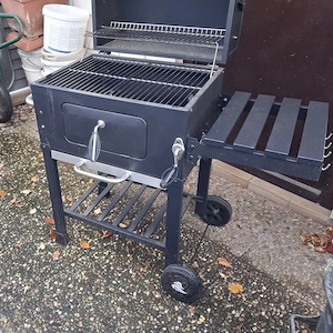 Grillmeister Holzkohlegrill