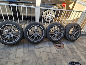 4 Winter ALU-Kompletträder 18 Zoll mit Goodyear 245 45 R18 100V XL 